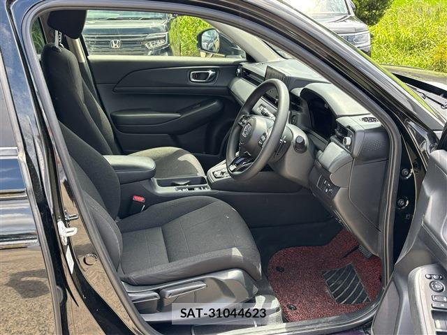 Honda VEZEL 2022-01 8278121-17