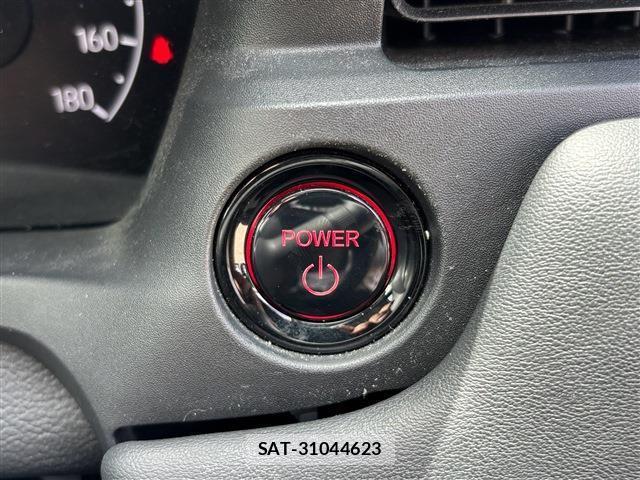 Honda VEZEL 2022-01 8278121-19