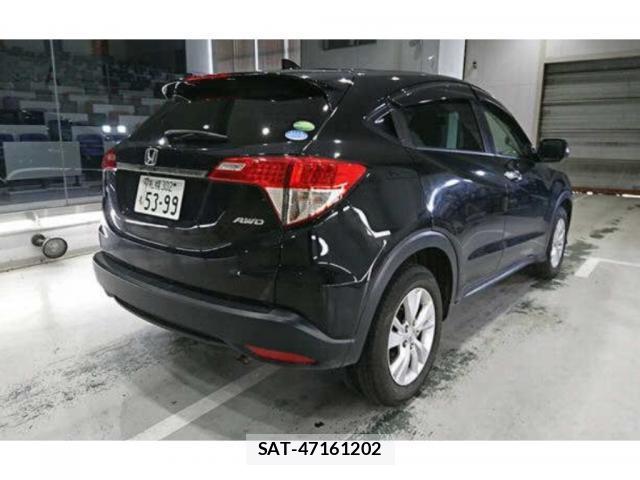 Honda VEZEL 2018-06 8278235-3