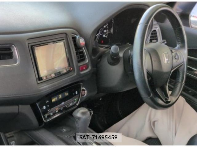 Honda VEZEL 2015-08 8278388-2