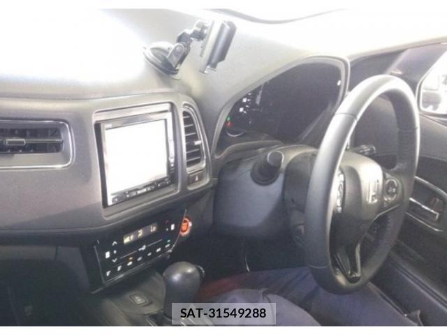 Honda VEZEL 2020-04 8278564-2