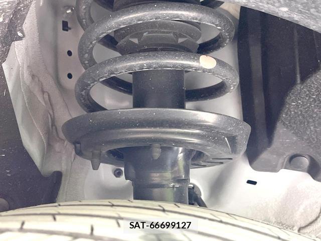 Honda VEZEL 2025-08 8279358-19