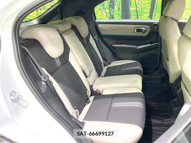 Honda VEZEL 2025-08 8279358-9