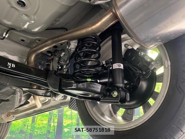 Honda VEZEL 2024-11 8279618-19