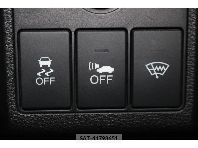 Honda VEZEL 2014-09 8279811-12