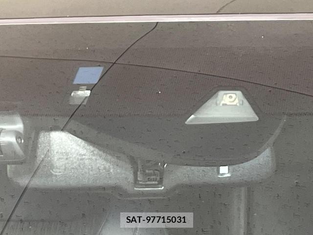 Honda VEZEL 2018-08 8280131-4