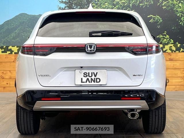 Honda VEZEL 2025-08 8280226-14