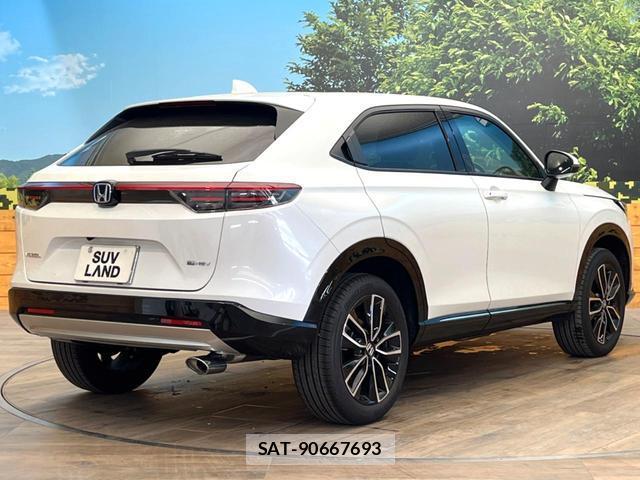 Honda VEZEL 2025-08 8280226-16