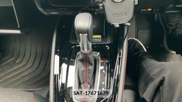 Honda VEZEL 2025-12 8280681-14
