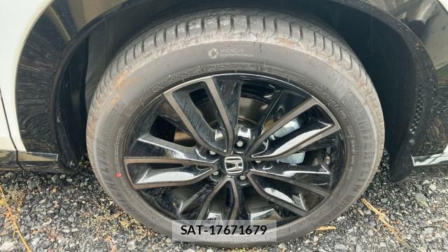 Honda VEZEL 2025-12 8280681-8