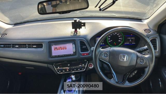 Honda VEZEL 2015-06 8280908-2