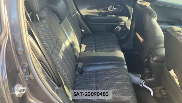 Honda VEZEL 2015-06 8280908-6