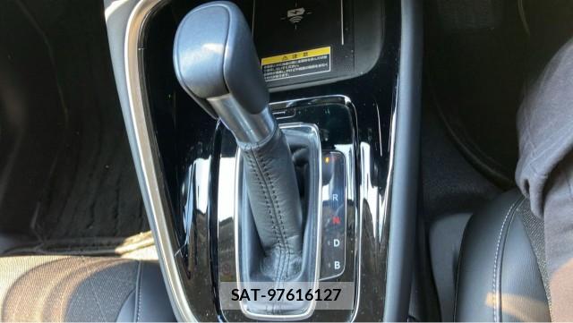 Honda VEZEL 2021-06 8280912-14