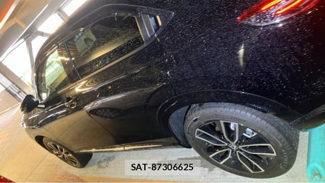 Honda VEZEL 2026-04 8281356-10