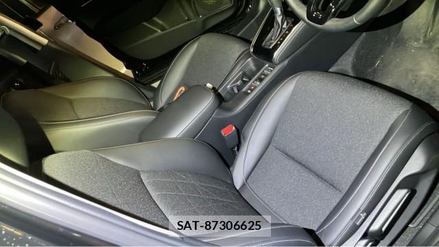 Honda VEZEL 2026-04 8281356-5