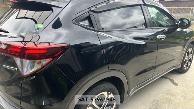 Honda VEZEL 2017-12 8281419-12