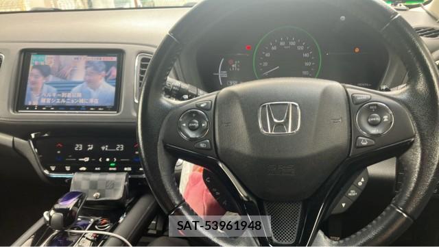 Honda VEZEL 2017-12 8281419-16