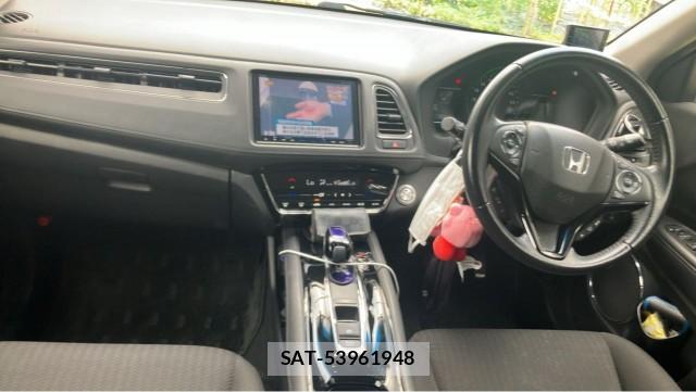 Honda VEZEL 2017-12 8281419-2