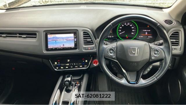 Honda VEZEL 2018-02 8281587-16