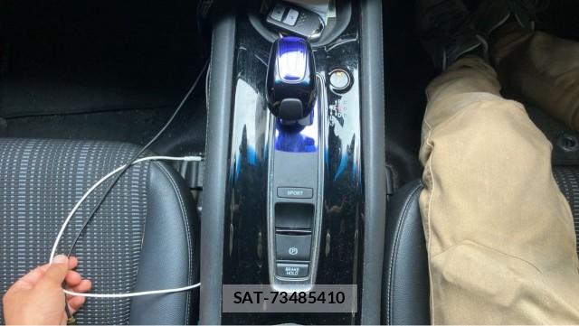 Honda VEZEL 2017-03 8281594-14