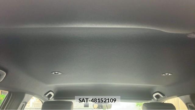 Honda VEZEL 2025-11 8281637-15