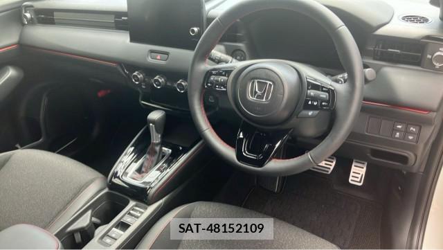 Honda VEZEL 2025-11 8281637-2