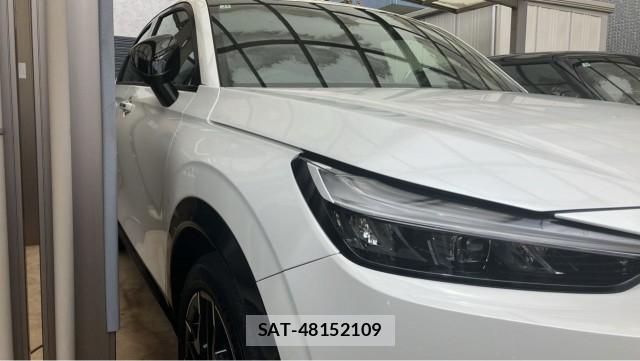 Honda VEZEL 2025-11 8281637-3