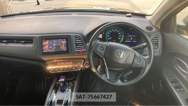 Honda VEZEL 2014-07 8281880-16