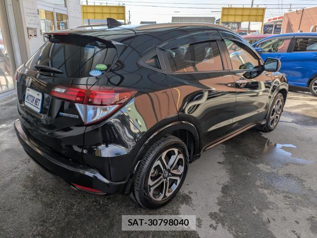 Honda VEZEL 2014-06 8282700-1
