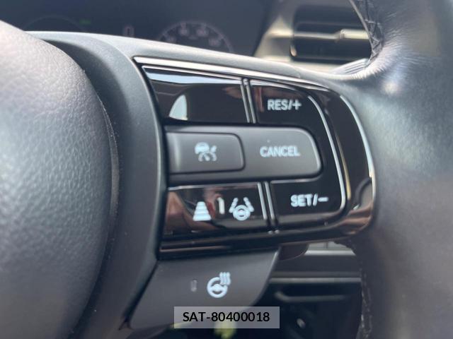 Honda VEZEL 2023-11 8282810-6