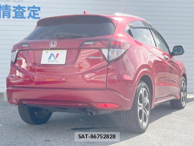 Honda VEZEL 2016-12 8282853-17