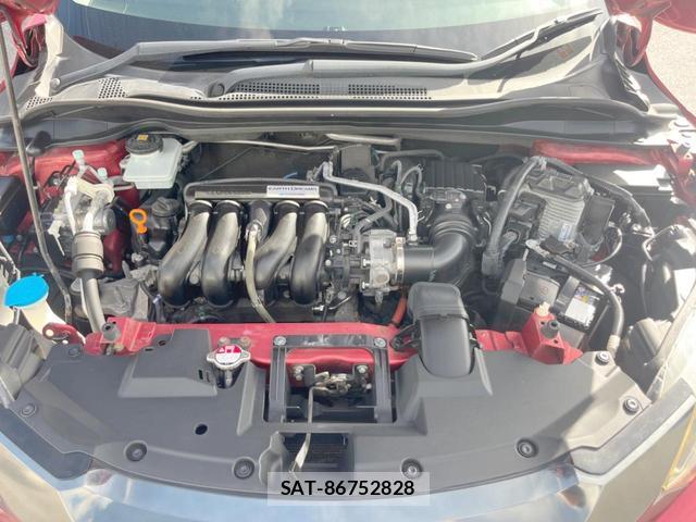 Honda VEZEL 2016-12 8282853-18
