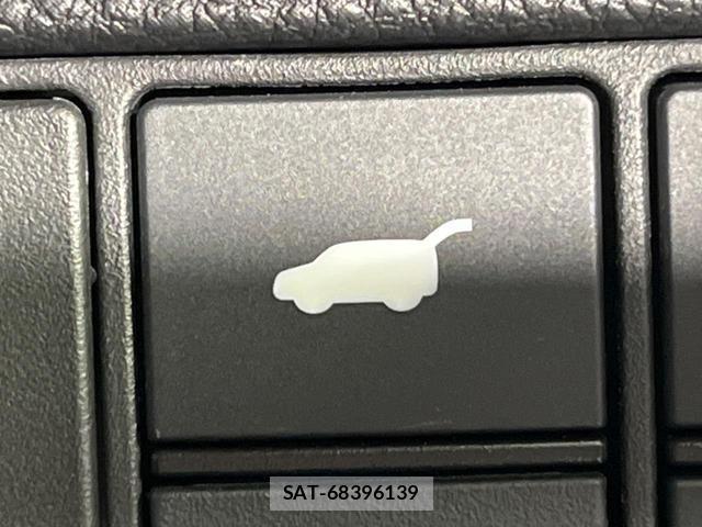 Honda VEZEL 2024-01 8283155-6