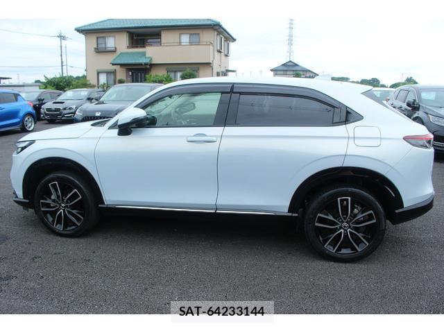 Honda VEZEL 2021-05 8283502-17