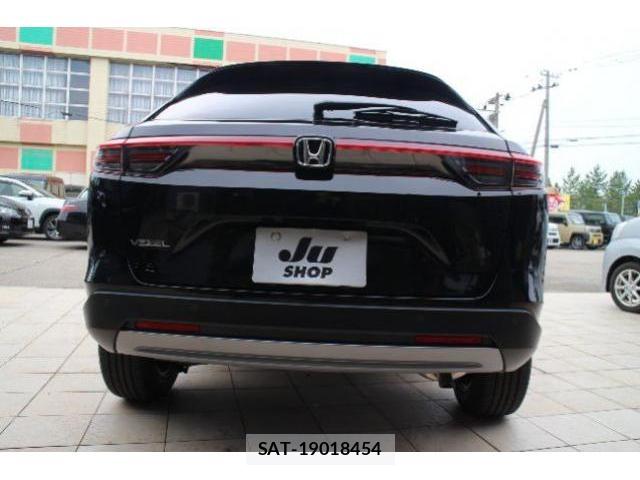 Honda VEZEL 2026-06 8283763-1