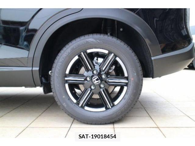 Honda VEZEL 2026-06 8283763-16