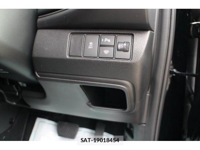 Honda VEZEL 2026-06 8283763-17