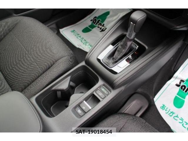 Honda VEZEL 2026-06 8283763-19