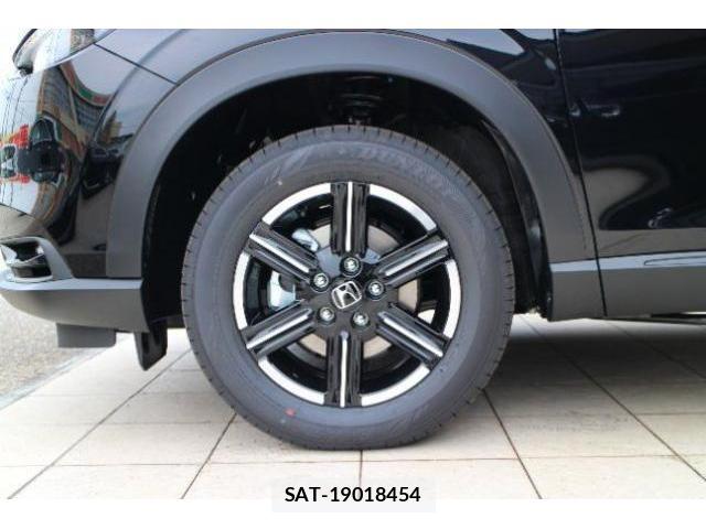 Honda VEZEL 2026-06 8283763-8