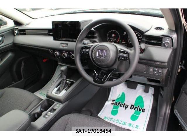Honda VEZEL 2026-06 8283763-9