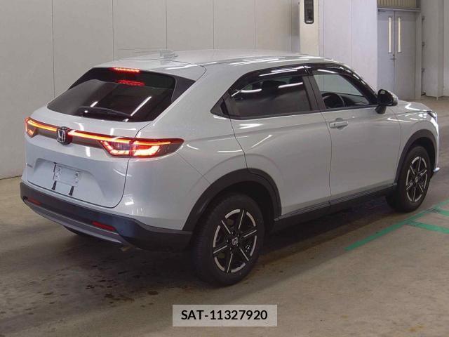 Honda VEZEL 2023-06 8284419-1