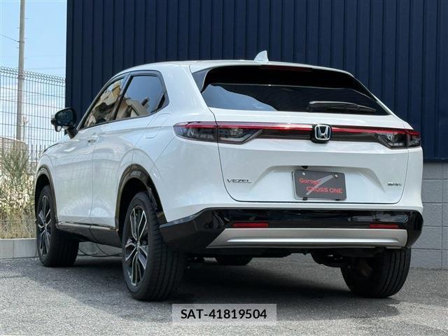 Honda VEZEL 2021-10 8284444-1
