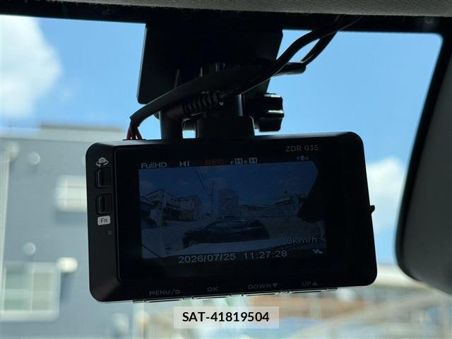 Honda VEZEL 2021-10 8284444-17