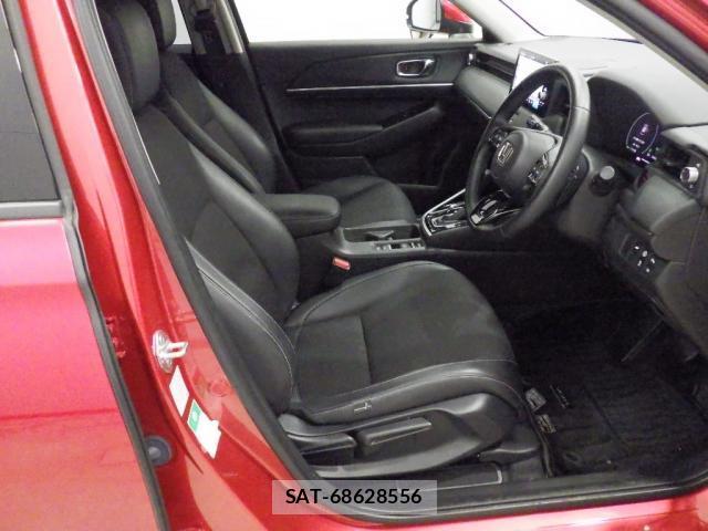 Honda VEZEL 2021-07 8284702-3