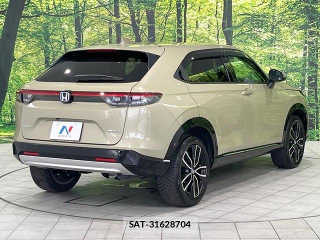 Honda VEZEL 2023-01 8285471-19