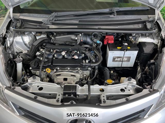 Toyota VITZ 2012-10 8219507-13