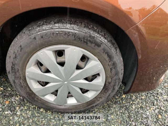 Toyota VITZ 2011-03 8279676-7