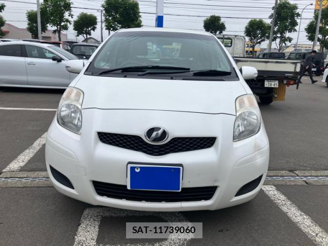 Toyota VITZ 2010-04 8279954-0