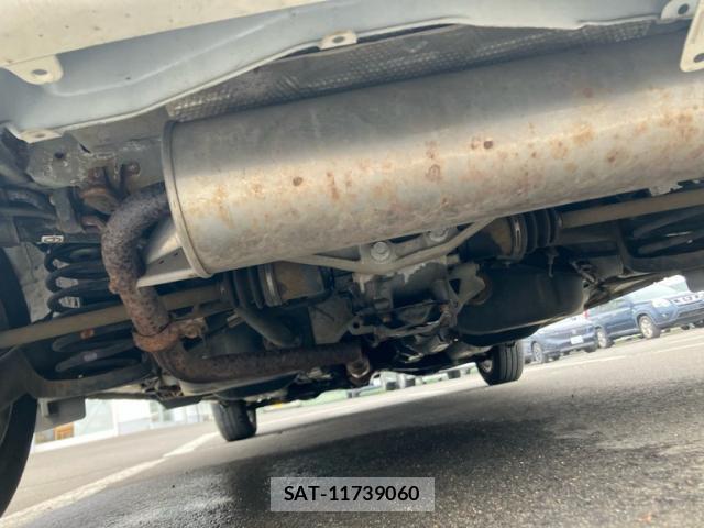 Toyota VITZ 2010-04 8279954-14