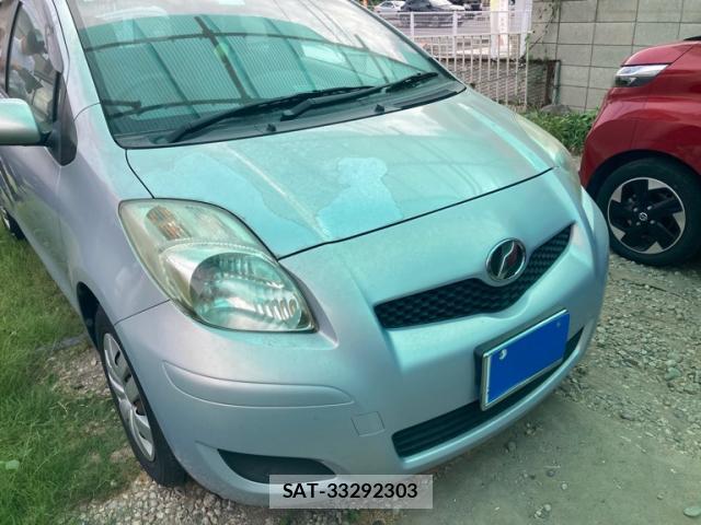 Toyota VITZ 2011-03 8280242-0